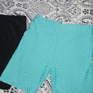 Active scrunch butt shorts 2 pair black/teal